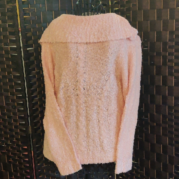Pink sweater size L - Picture 1 of 4